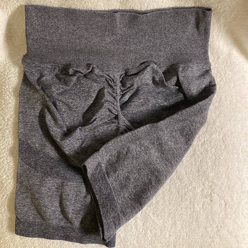 Scrunch Athletic Shorts - Grey Spec